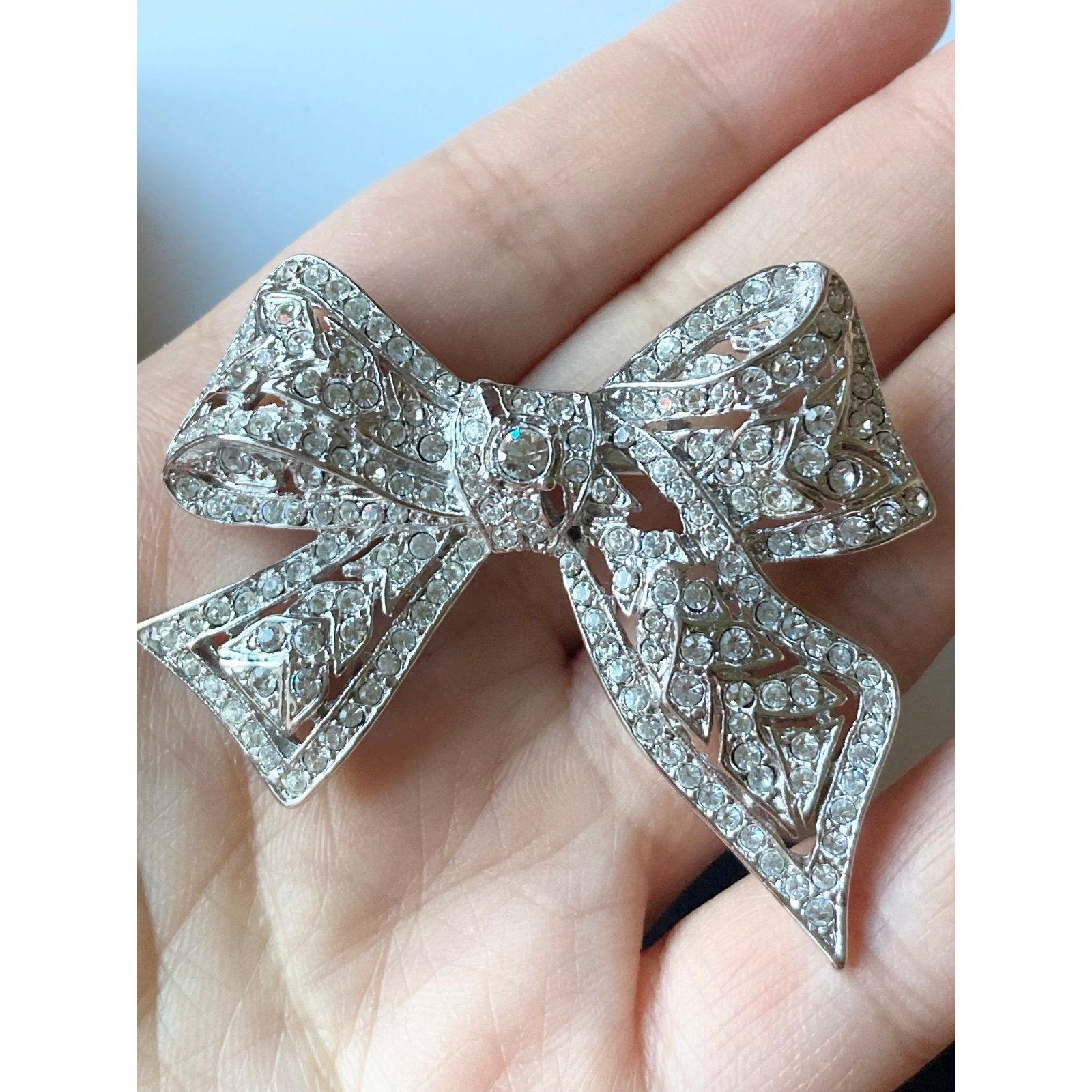 Vintage Kjl Kenneth Jay Lane Rhinestone Bow Pendant
